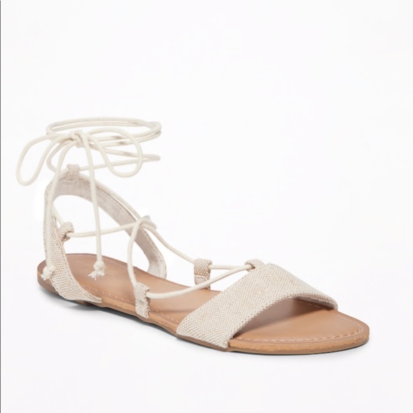 Old navy sandals - Picture 7 of 8